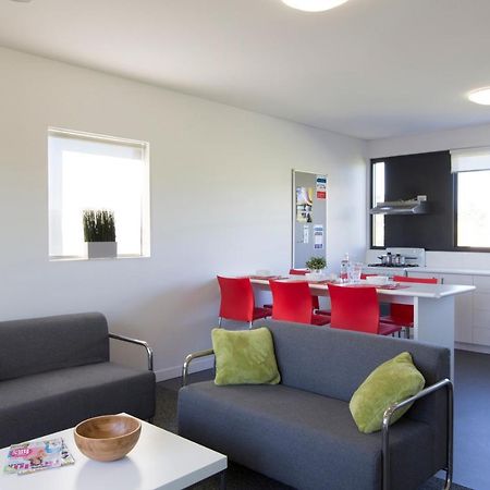 Western Sydney University Village - Campbelltown Zewnętrze zdjęcie